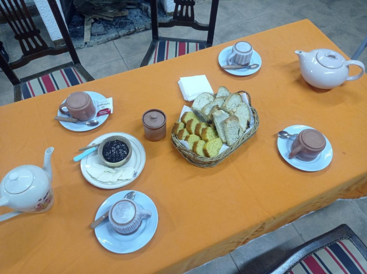 Hostel Yanay Chilecito Ngoại thất bức ảnh