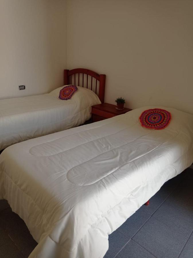 Hostel Yanay Chilecito Ngoại thất bức ảnh